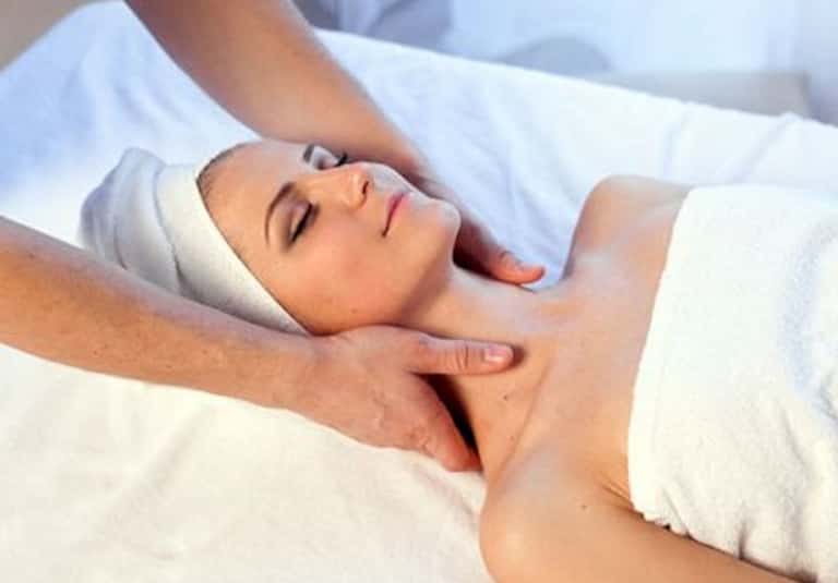 Therapeutic Massage + Day Pass