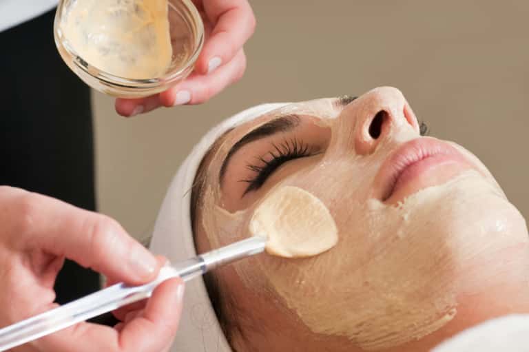 60-Minute European Facial + Pool Access