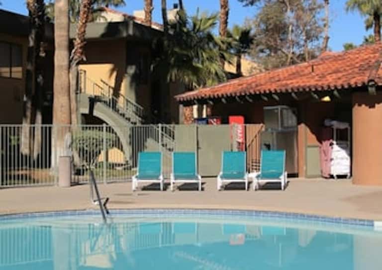 Weekday Day Pass + Fitness Access