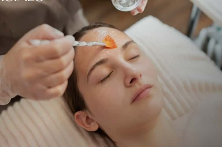 90-Minute CBD Radiance Facial + Spa Pass & Day Pass