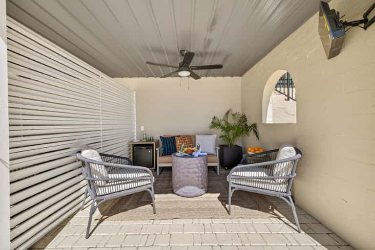 Lifestyle Cabana