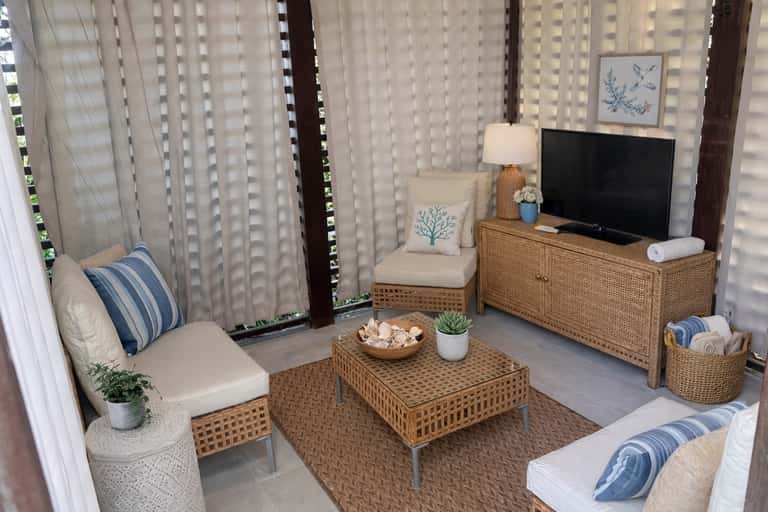 Cabana, Spa & Beach Day (Weekend)