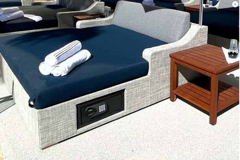 Oasis Daybed