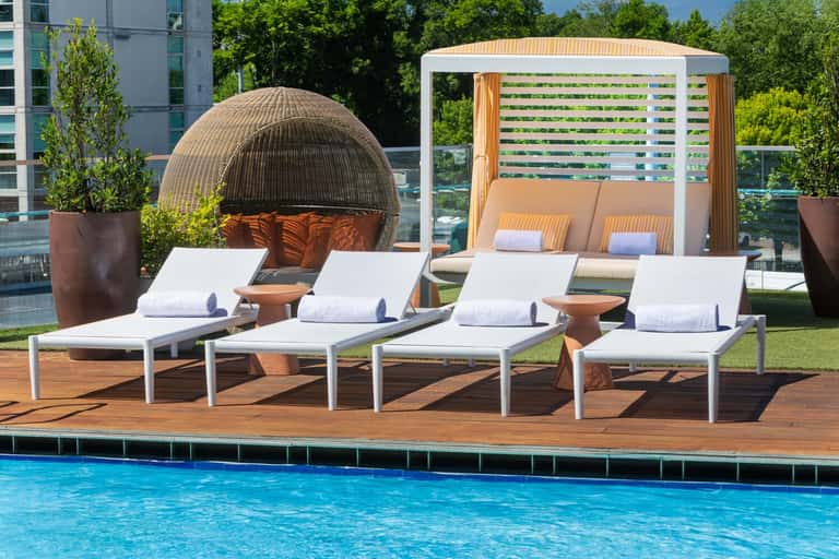 Private Poolside Lounge 