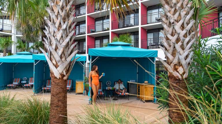 Day Room + Ellie Cabana
