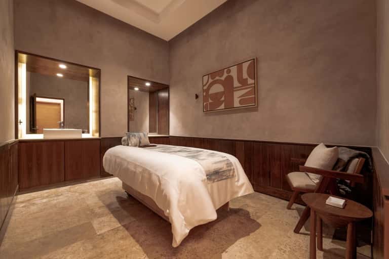 SPAugust Special: 50-Minute Massage + Ultimate Spa Experience + Day Pass