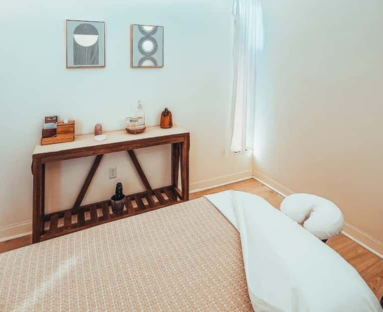 60-Minute Signature Miracle Couples Massage