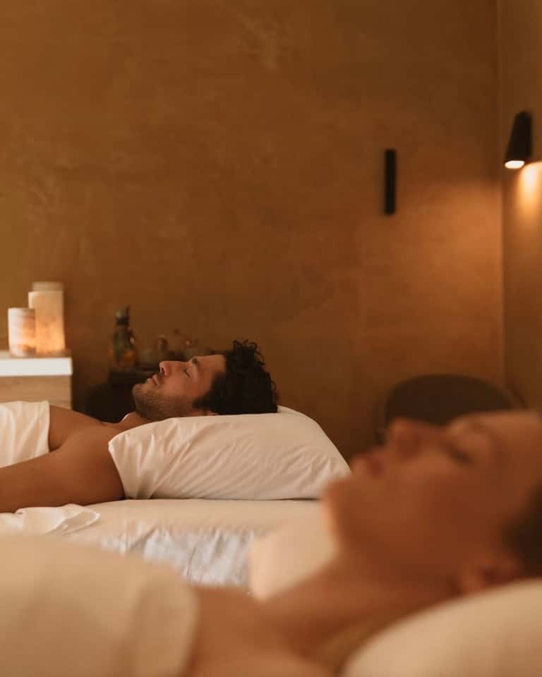 60-Minute Couples Massage