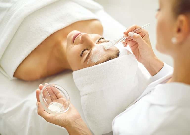 SPAugust Special: 45-Minute Deluxe Hydrafacial + Pool & Spa Access