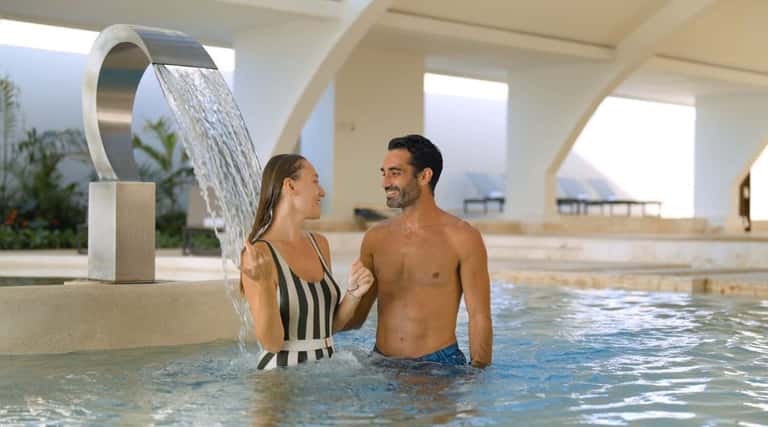 50-Minute Hydrotherapy + 25-Minute Shiatsu Chair Massage + Day Pass