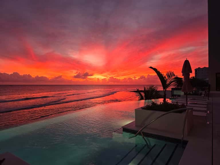 Vintage Sunset Pool Pass