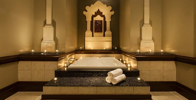 60-Minute Elemis Peaceful Pregnancy Massage + Pool Access