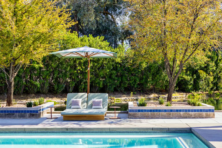 Family Pool Daybed