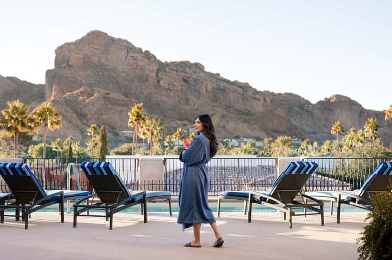 50-Minute Facial + Spa Pass