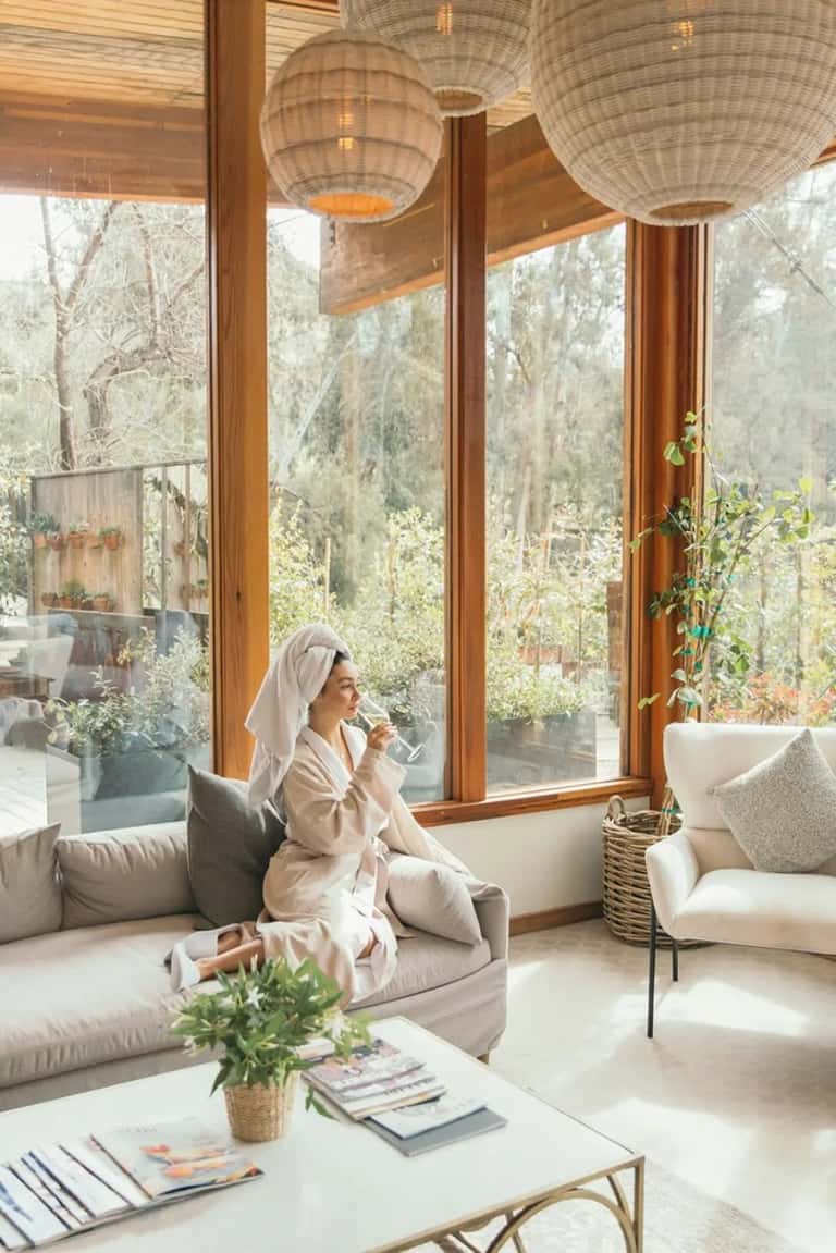 Masaje de 50 Minutos y Vitamina Inyectable + Acceso al Spa