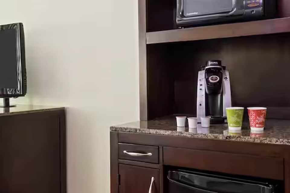 In-room coffee maker and beverage station with TV and granite countertop