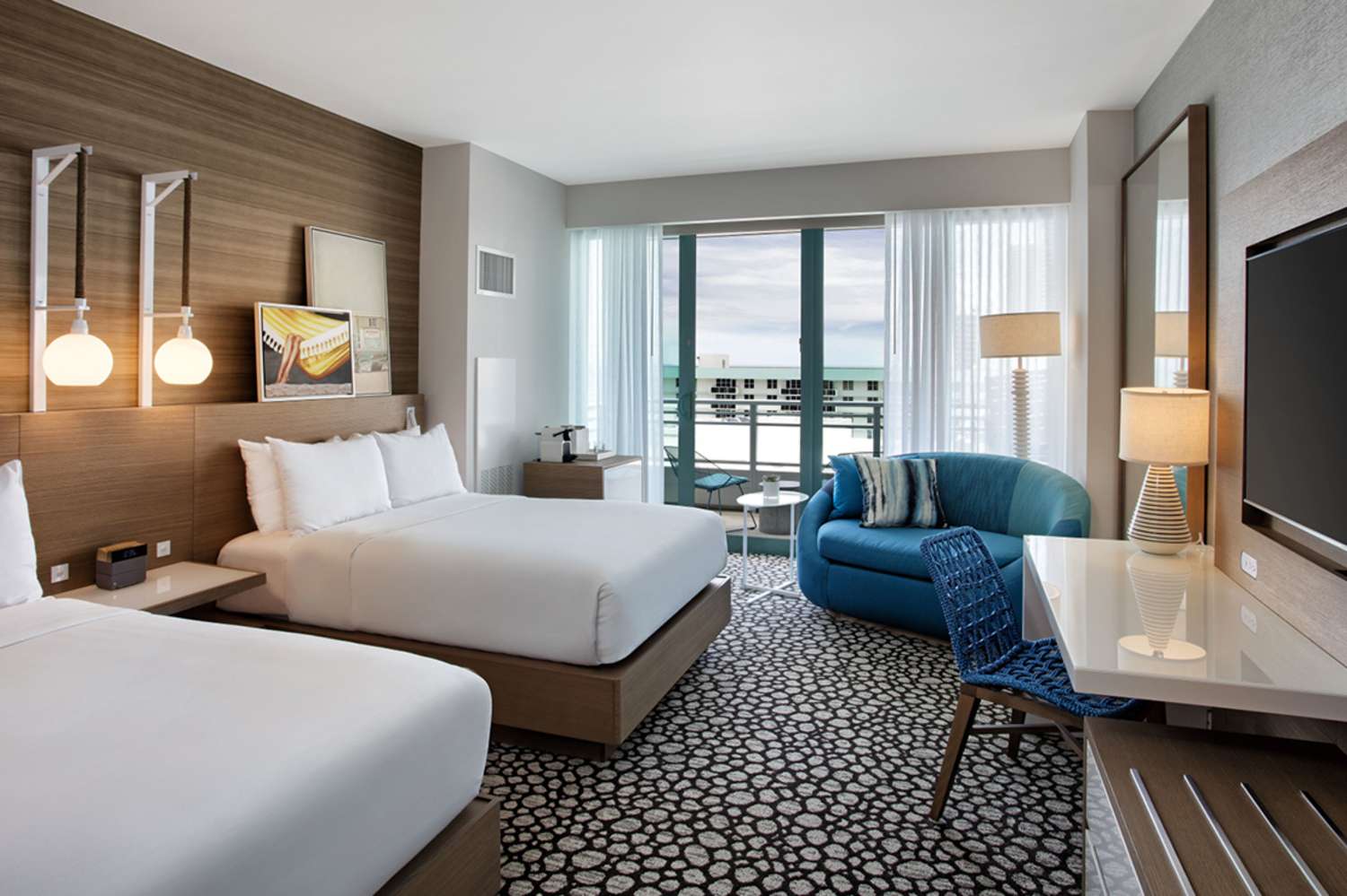 Signia by Hilton Diplomat Beach Resort