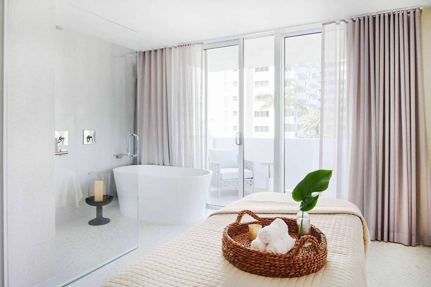 Baia Beach Club at Mondrian South Beach