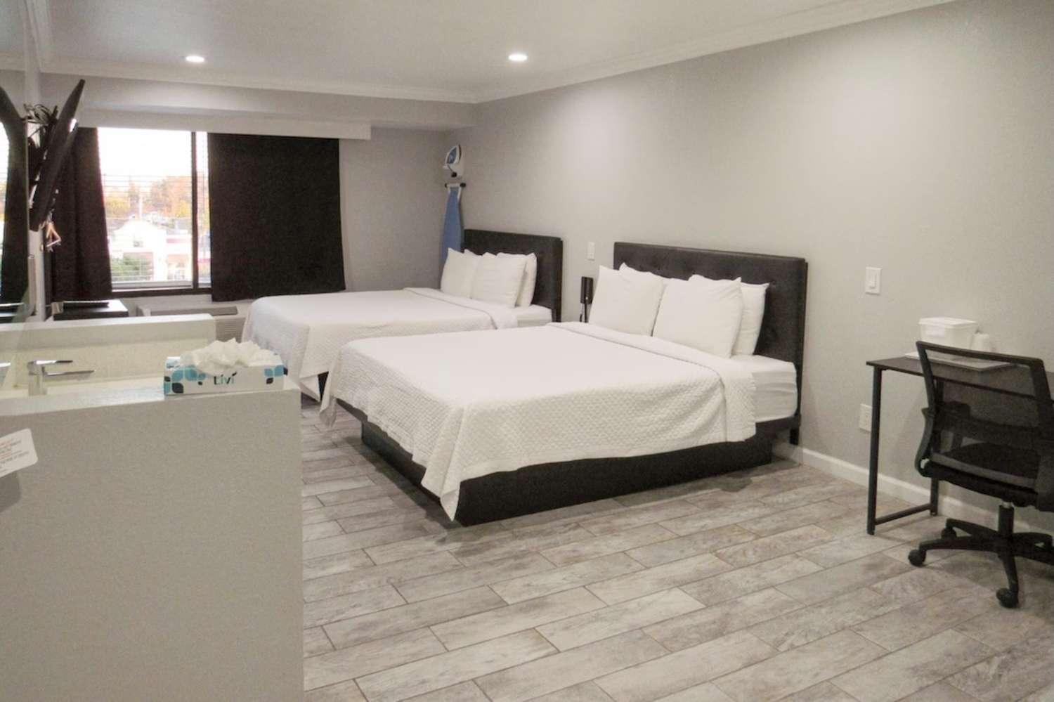 Capri Suites Anaheim