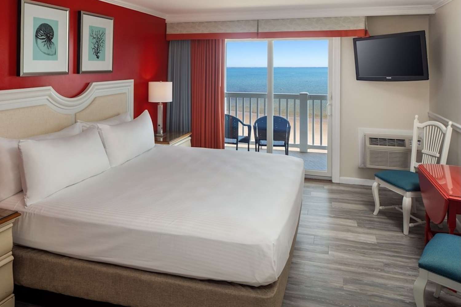 Surfside Hotel and Suites
