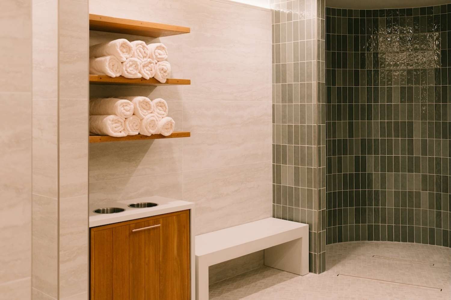Casa Mani Resort Napa Valley, Curio Collection by Hilton