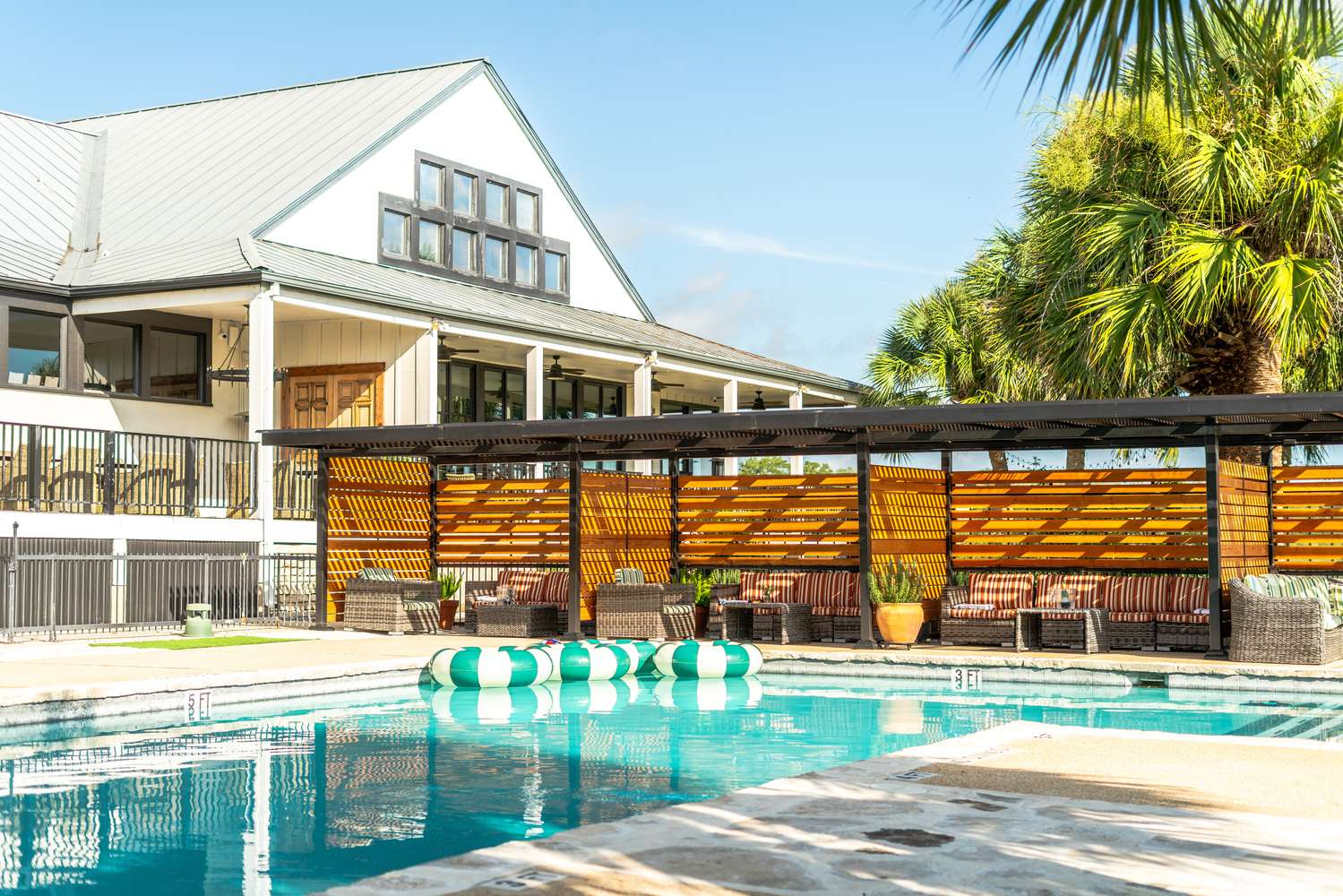 Hillside Boutique Hotel