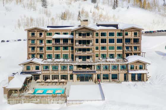 Snowpine Lodge