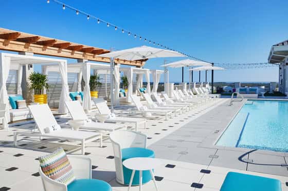 Ara Rooftop Pool & Lounge at Hotel Effie Sandestin
