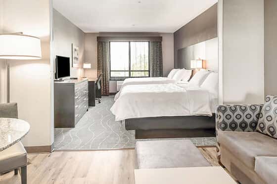 Holiday Inn & Suites Silicon Valley - Milpitas, an IHG Hotel