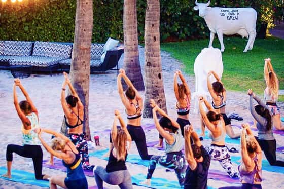 Solei Beach Club at Kimpton Surfcomber Hotel