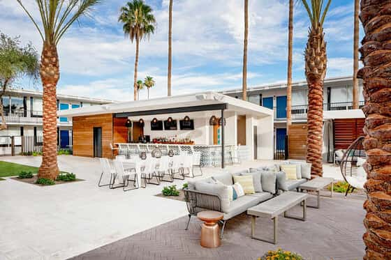 Hotel Adeline