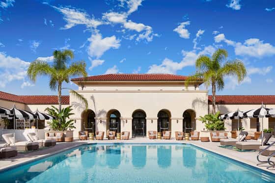 Pasadena Hotel & Pool