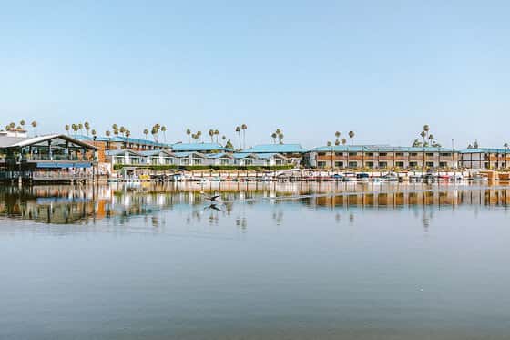 Lakehouse Resort