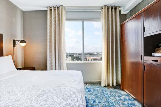 Four Points by Sheraton Toronto Mississauga