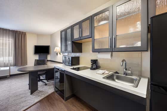 Sonesta Simply Suites Arlington