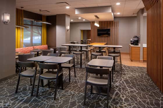Sonesta Select Nashville Airport Suites