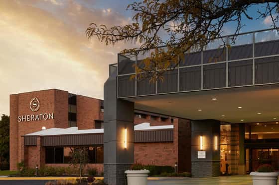 Sheraton Grand Rapids Airport Hotel