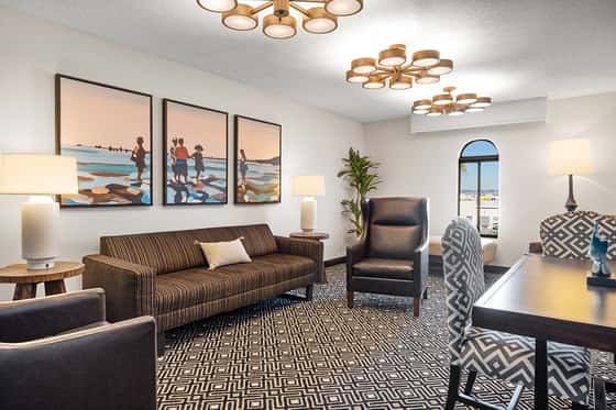 Embassy Suites by Hilton LAX Airport South