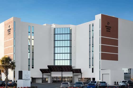 Delta Hotels by Marriott Virginia Beach Waterfront Suites