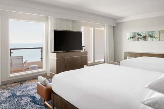 Delta Hotels by Marriott Virginia Beach Waterfront Suites