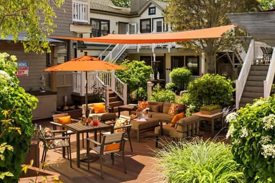 Crowne Pointe Hotel & Spa Adults-Only