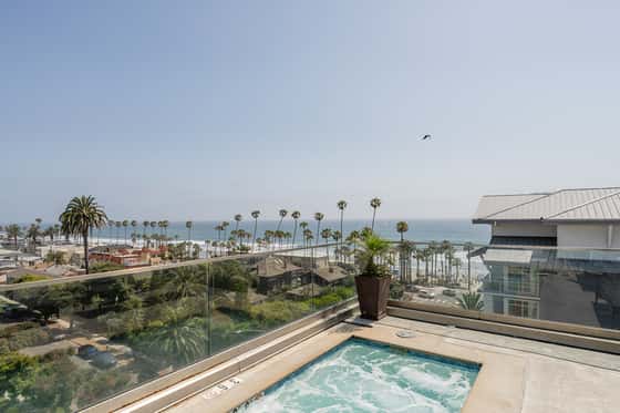 SpringHill Suites by Marriott Oceanside Beach