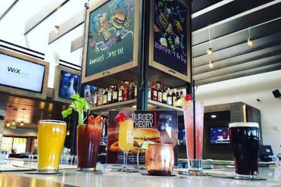 Holiday Inn & Suites Phoenix Airport North