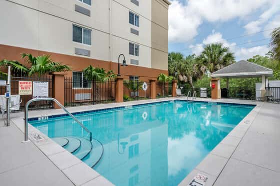 Candlewood Suites Fort Myers-Sanibel Gateway, an IHG Hotel