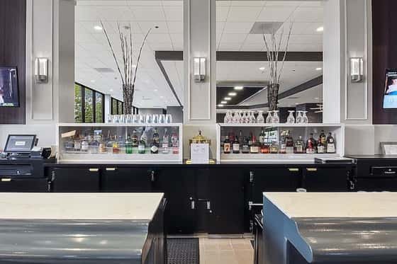 Holiday Inn Chicago NW Crystal Lake