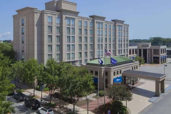 Hilton Garden Inn Virginia Beach Town Center