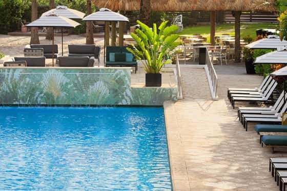 Solei Beach Club at Kimpton Surfcomber Hotel