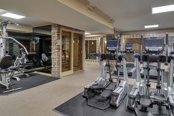 Eden Resort & Suites