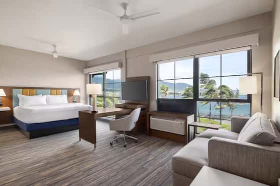 Hampton Inn & Suites Maui North Shore
