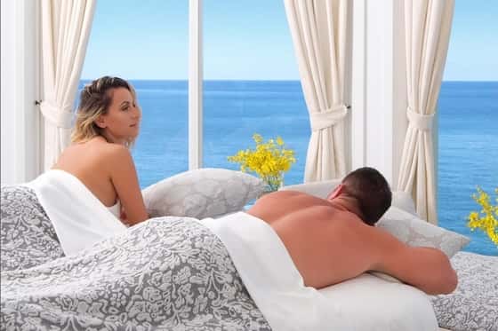 Pelican Grand Beach Resort